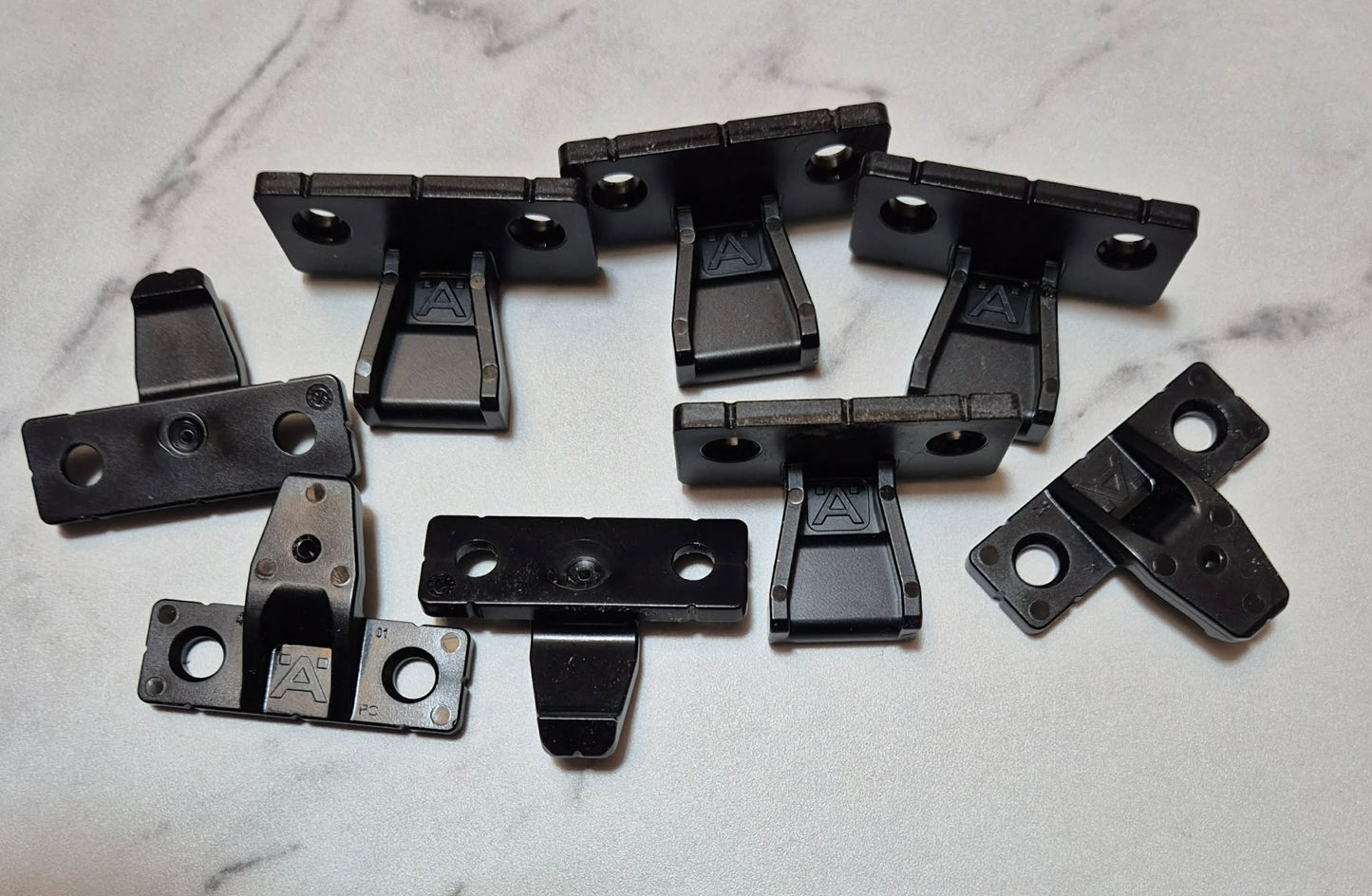 Keku push fit fastener set pack of 4, panel fixing set / clips