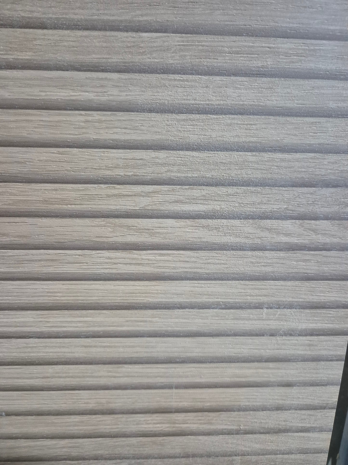 Stripwood effect 18mm board bundle. Stunning oak melamine perfect for shelving, end panels, filler panels , and doors
