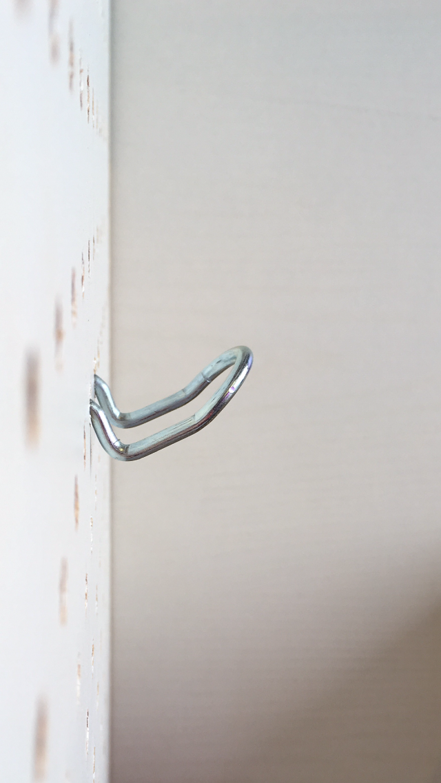 Small Double Prong 19MM EXHIBITION EURO PEGBOARD HOOK 18 and 25mm hole centres