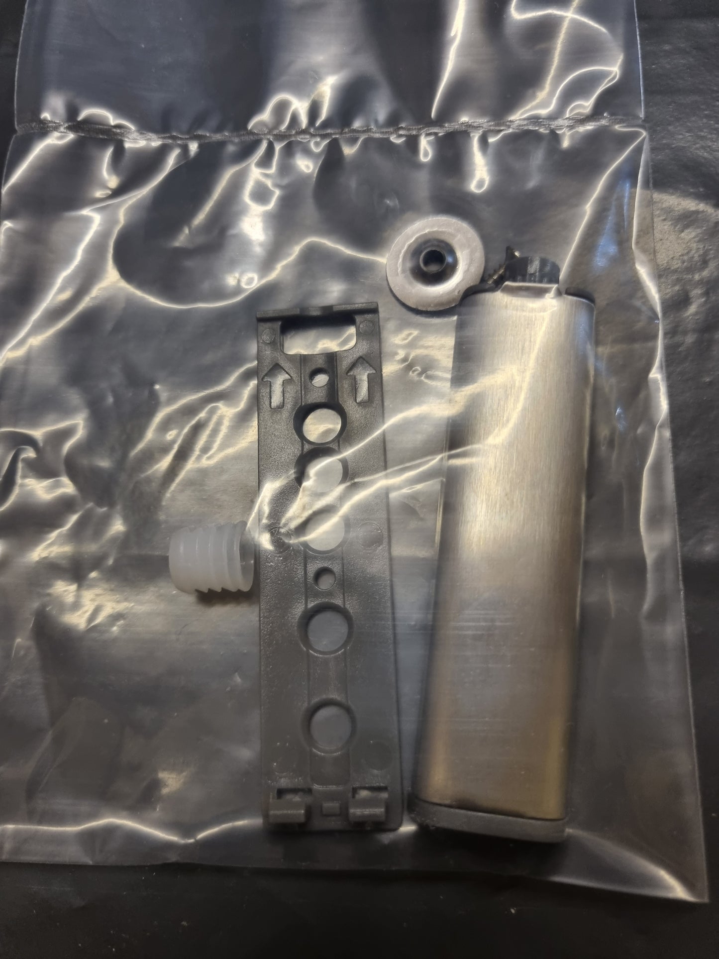 Push to open latch, handleless door opener Zinc cupboard door catch