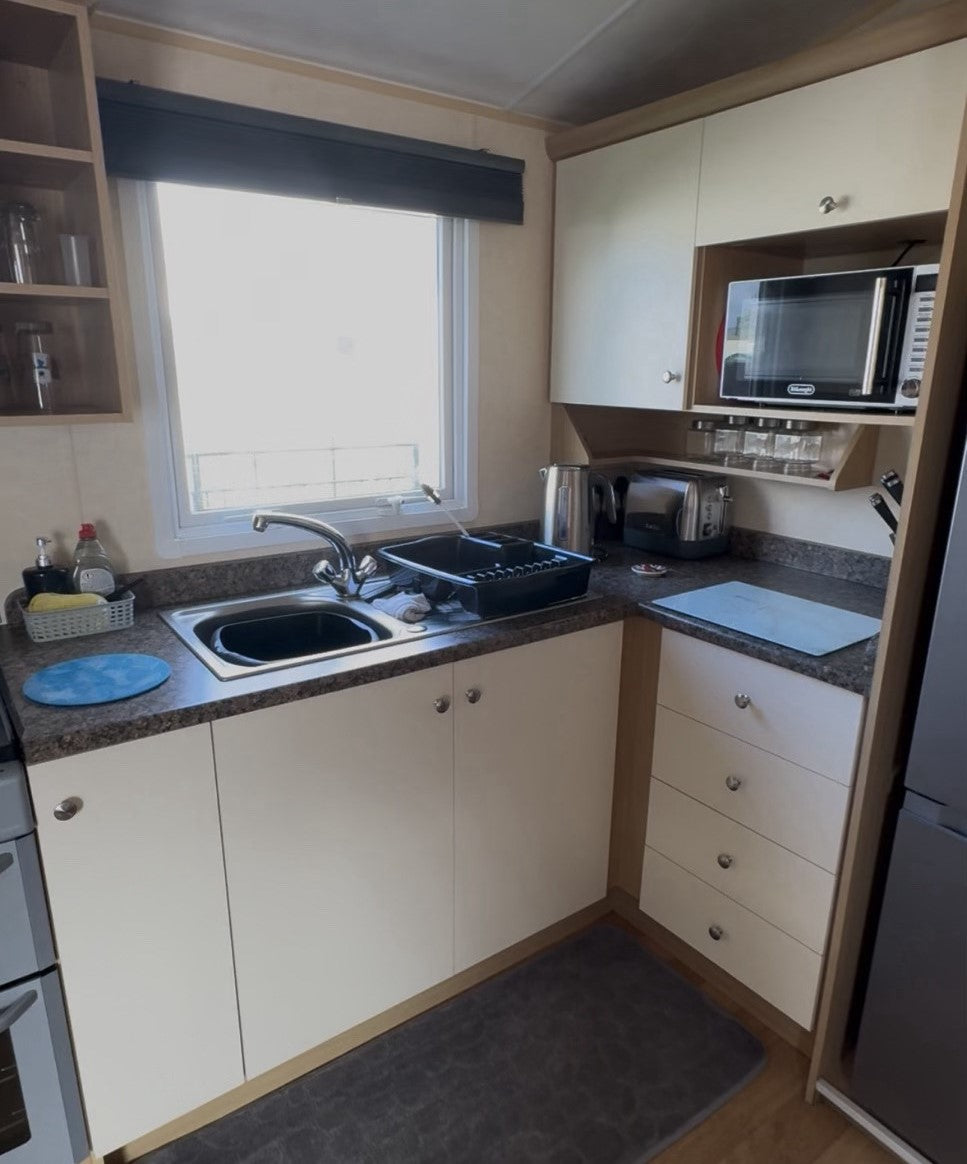 Caravan kitchen replacement doors. Brand new budget kitchen cupboard doors ideal Mobile home cupboard doors
