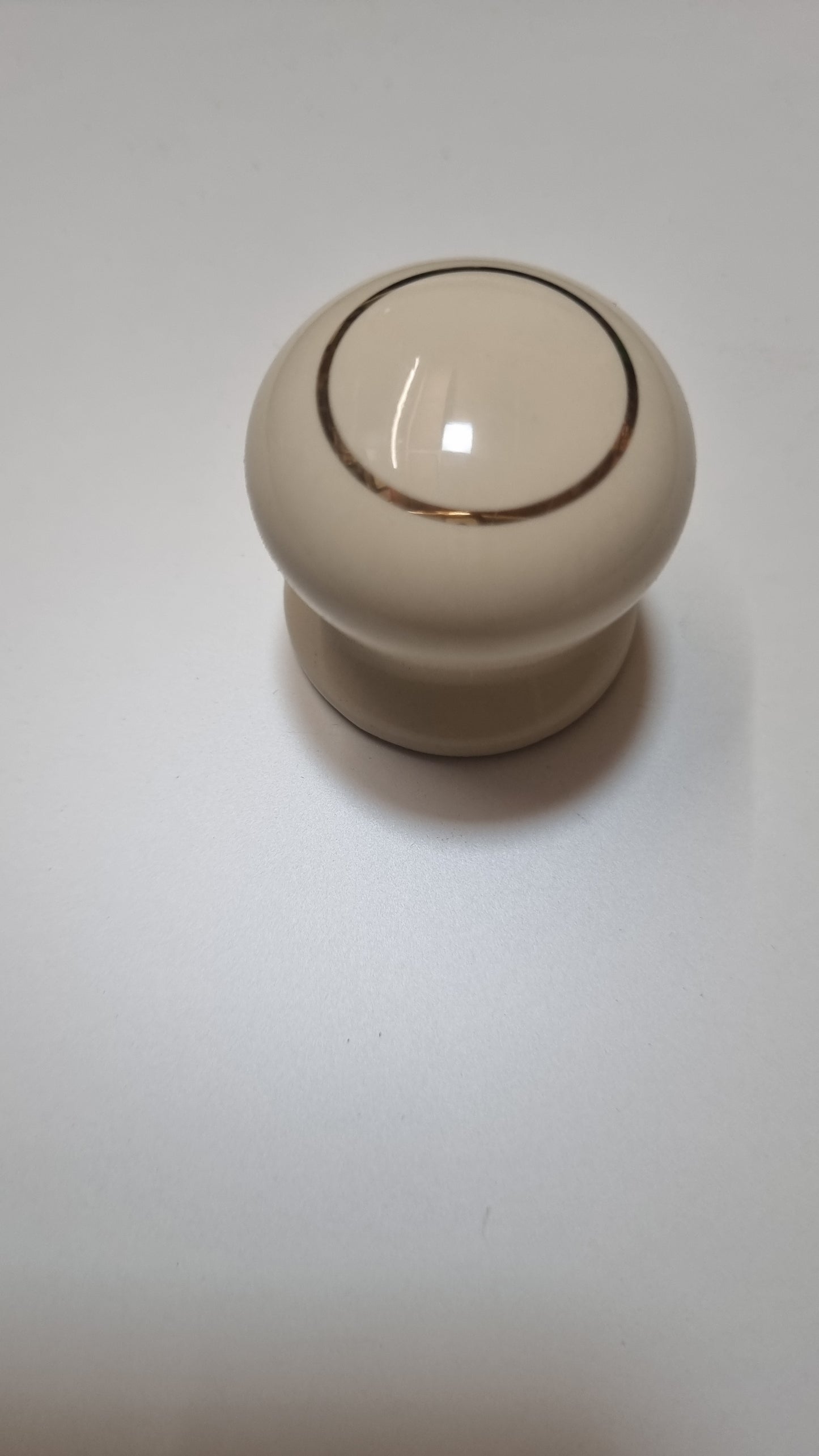 Cream ceramic knob with gold ring, 35mm cupboard door knob PACK 10