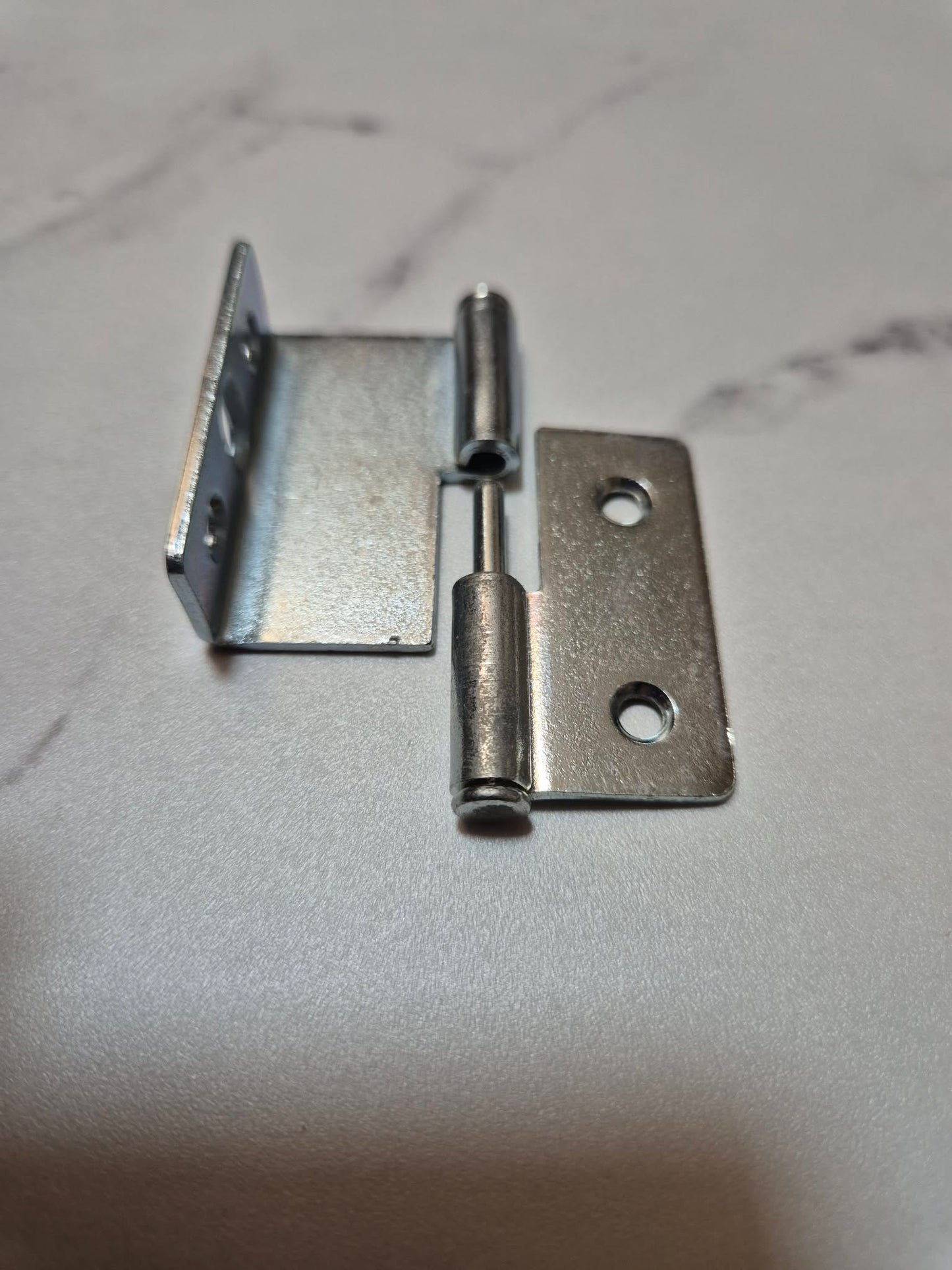 Lift off hinge LH easy door hinge, remove doors with no tools ideal for bathroom cabinets or smaller cupboard doors
