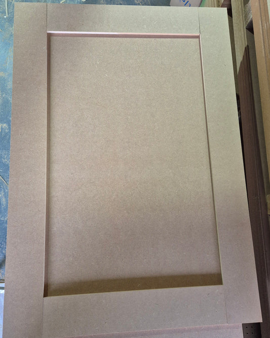 MDF Shaker style kitchen replacement doors. Create your own shaker doors with this ready made kit