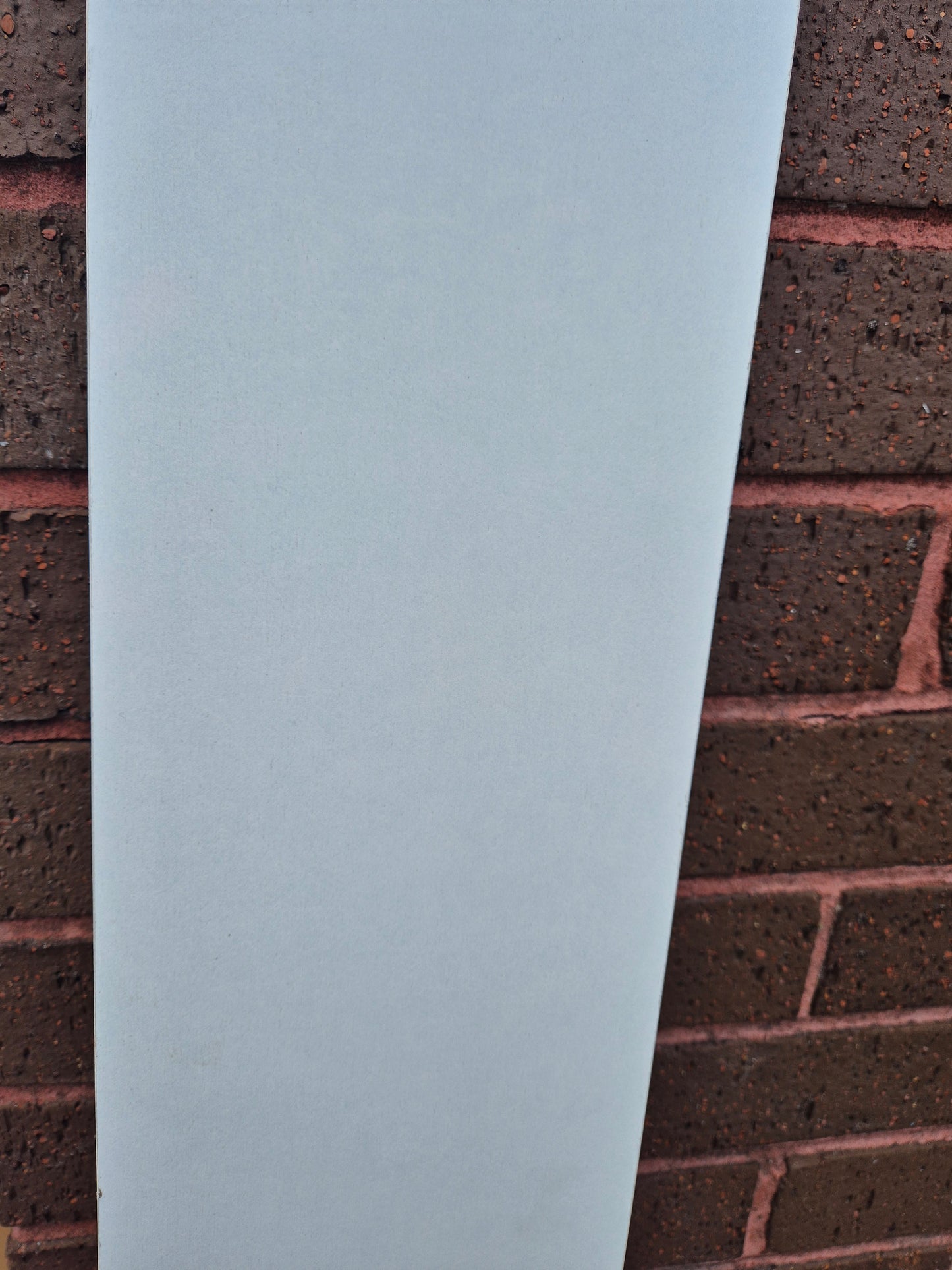 Kitchen plinth pack 3 @ 1200 x 152mm and fitting clips COLLECTION ONLY