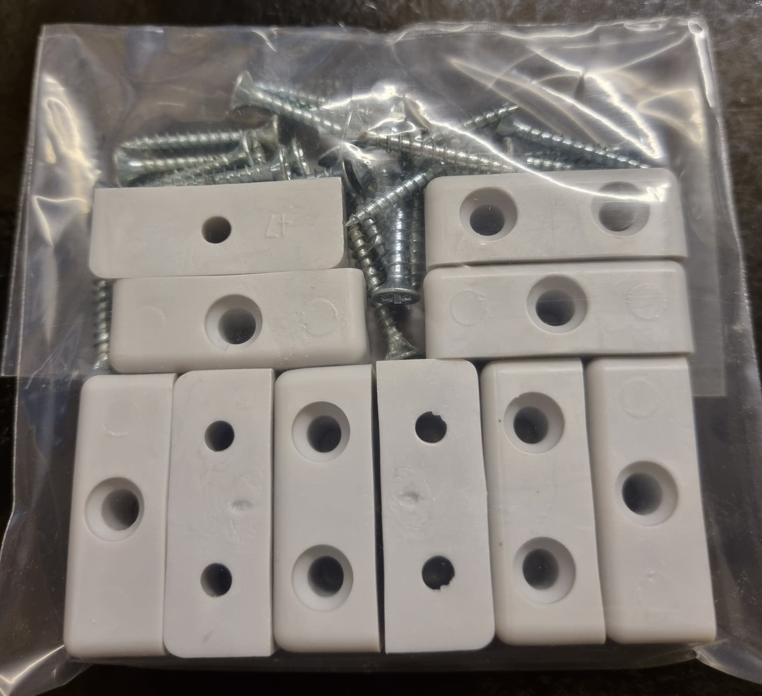 Modesty Blocks Pack 10 including screws, One piece mod block fitting ...